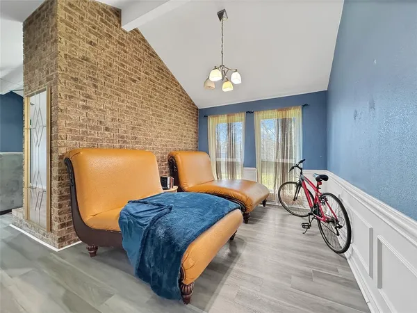 $2,988 | 816 Woodridge Drive, DeSoto, TX 75115