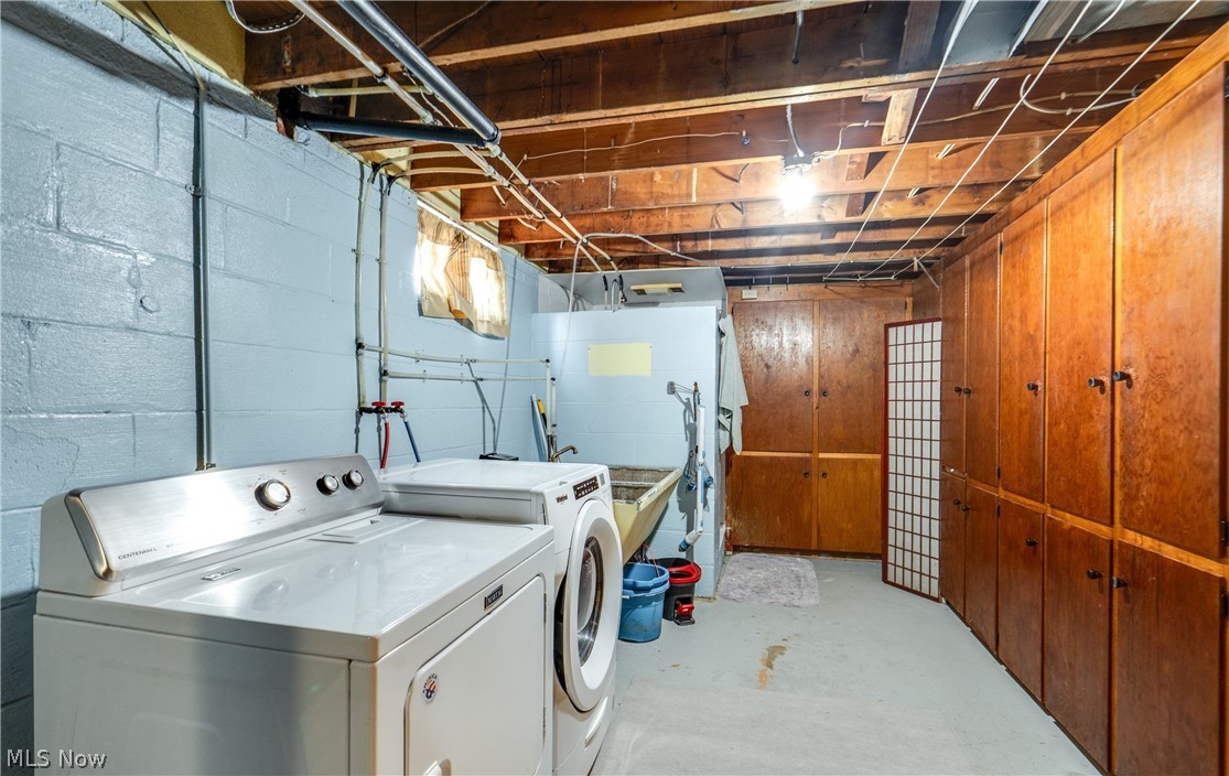 144 Perry Drive Northwest Canton, OH 44708 - Photo 18 of 21 with 1/2 bath