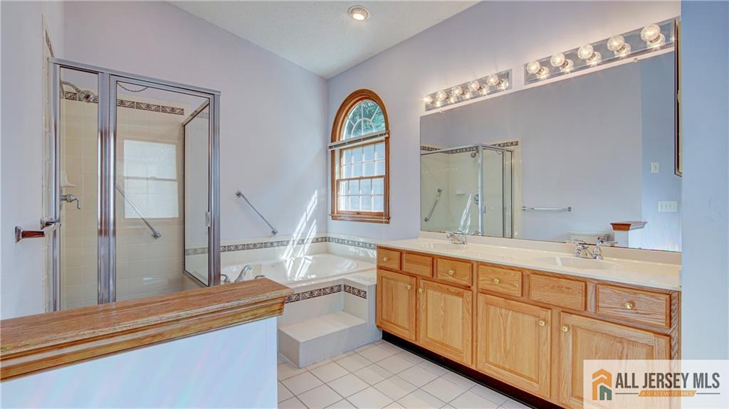 1 Whitehall Road Monroe Township, NJ 08831 - Photo 29 of 57