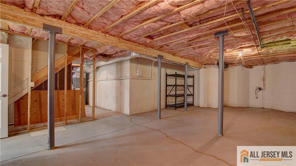 1 Whitehall Road Monroe Township, NJ 08831 - Photo 45 of 57