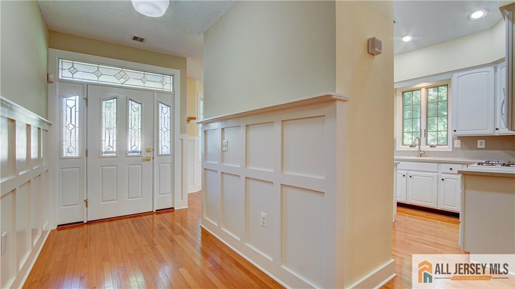 1 Whitehall Road Monroe Township, NJ 08831 - Photo 6 of 57