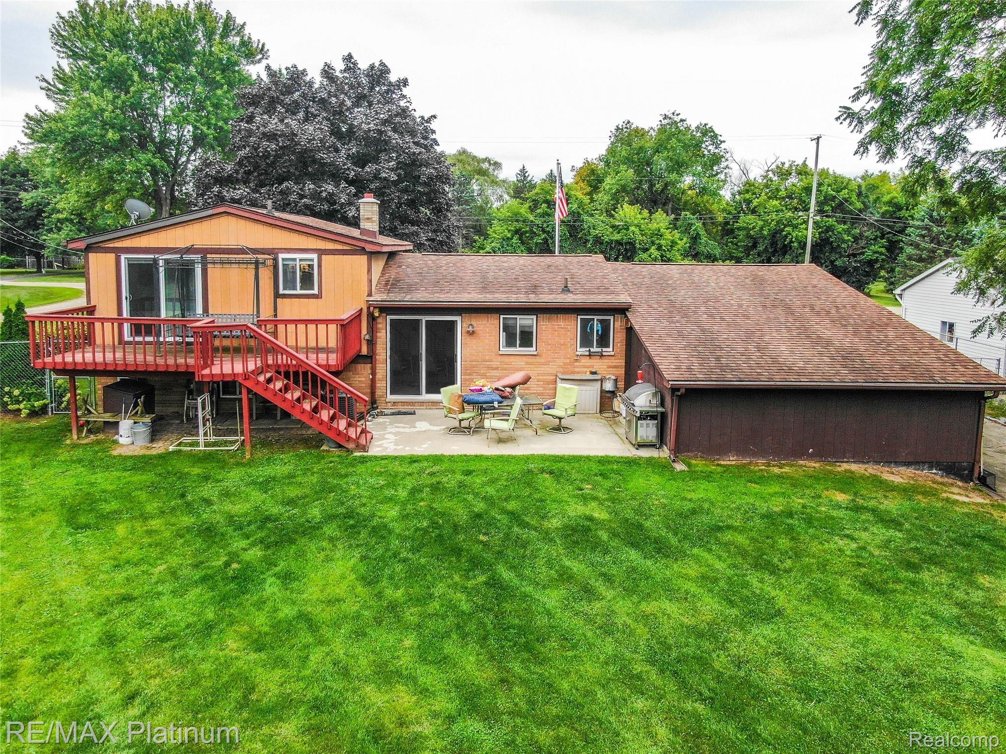 3758 Morgan Road Lake Orion, MI 48359 - Photo 44 of 46 Exteriors (22 of 35).jpg