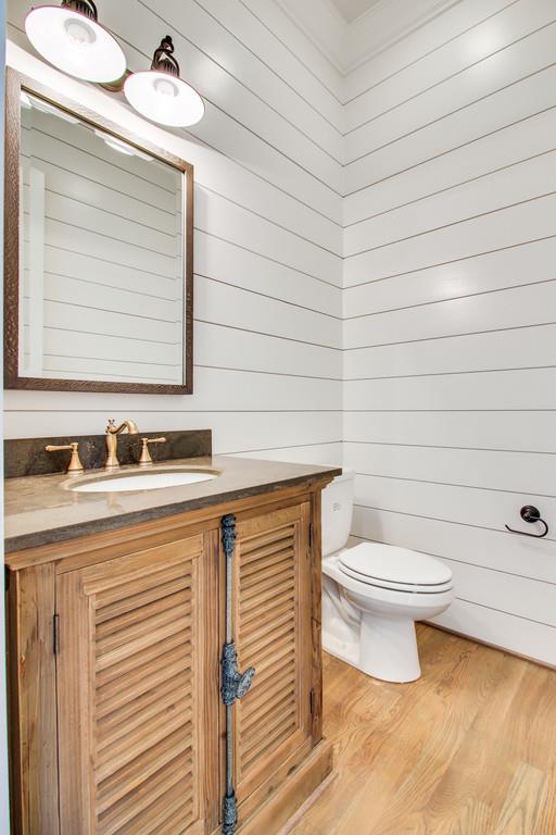 112 Alton Road Nashville, TN 37205 - Photo 7 of 30 a bathroom with a toilet a sink and mirror