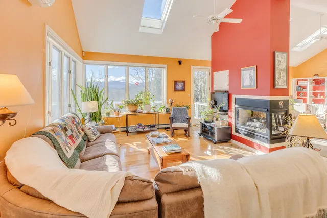 $839,900 | 241 Windmill Road, Campton, NH 03223