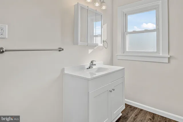 $1,795 | 206 Hershey Road, Hummelstown, PA 17036