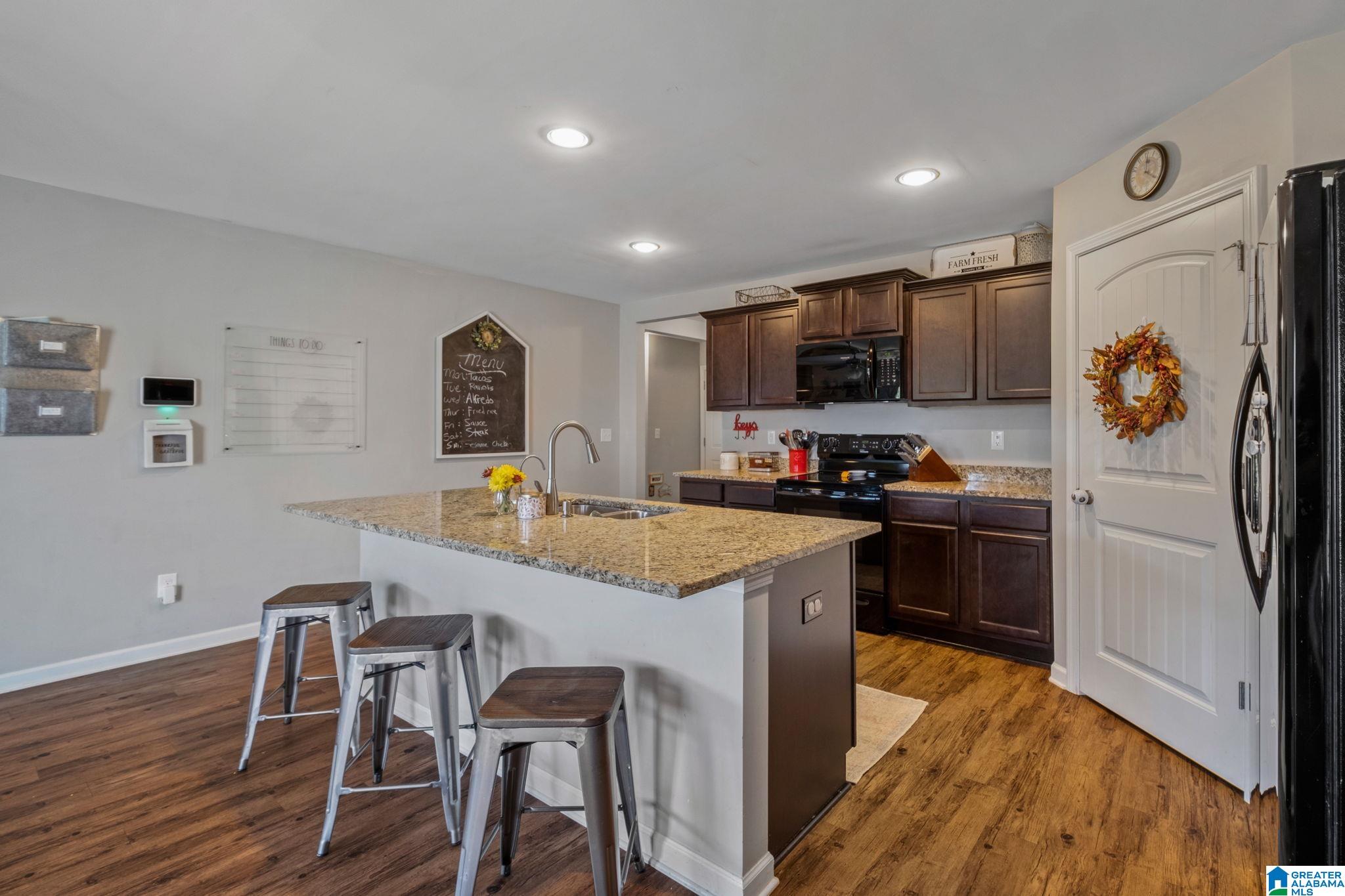 213 Leonards Court Calera, AL 35040 - Photo 8 of 38