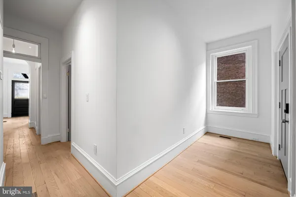 $2,000 | 1202 Bolton Street, Unit 1, Baltimore, MD 21217