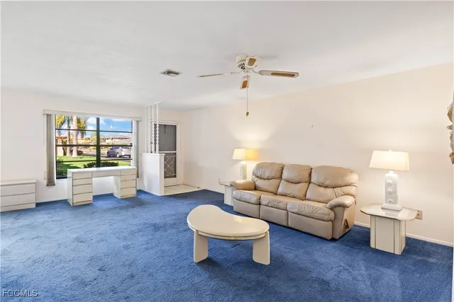 $127,500 | 3906 Southeast 11th Place, Unit 601, Cape Coral, FL 33904