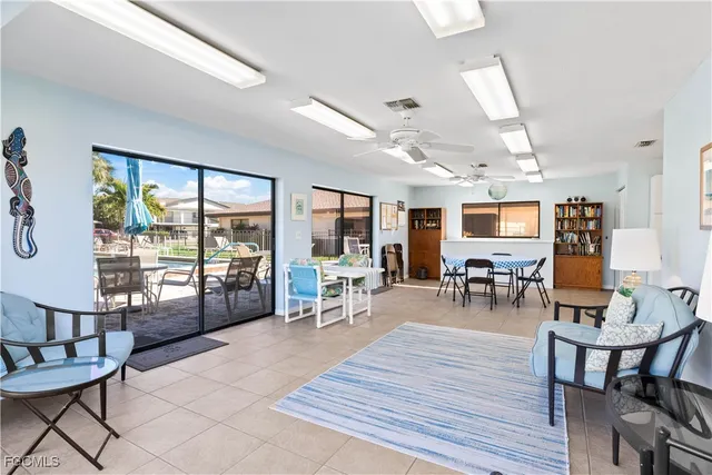 $127,500 | 3906 Southeast 11th Place, Unit 601, Cape Coral, FL 33904