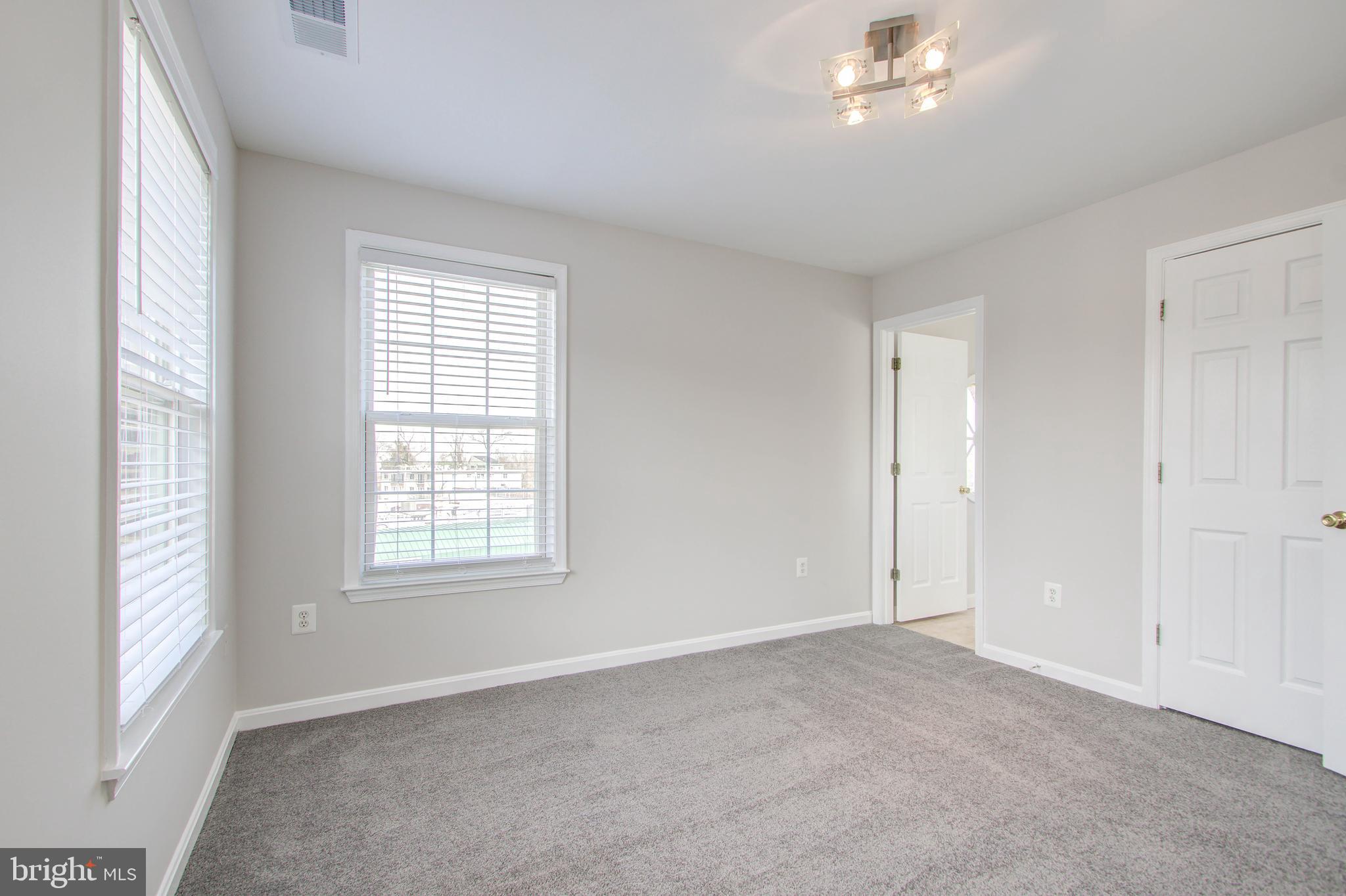 2702 Stanton Road Southeast Washington, DC 20020 - Photo 5 of 33 Gallery Image 5