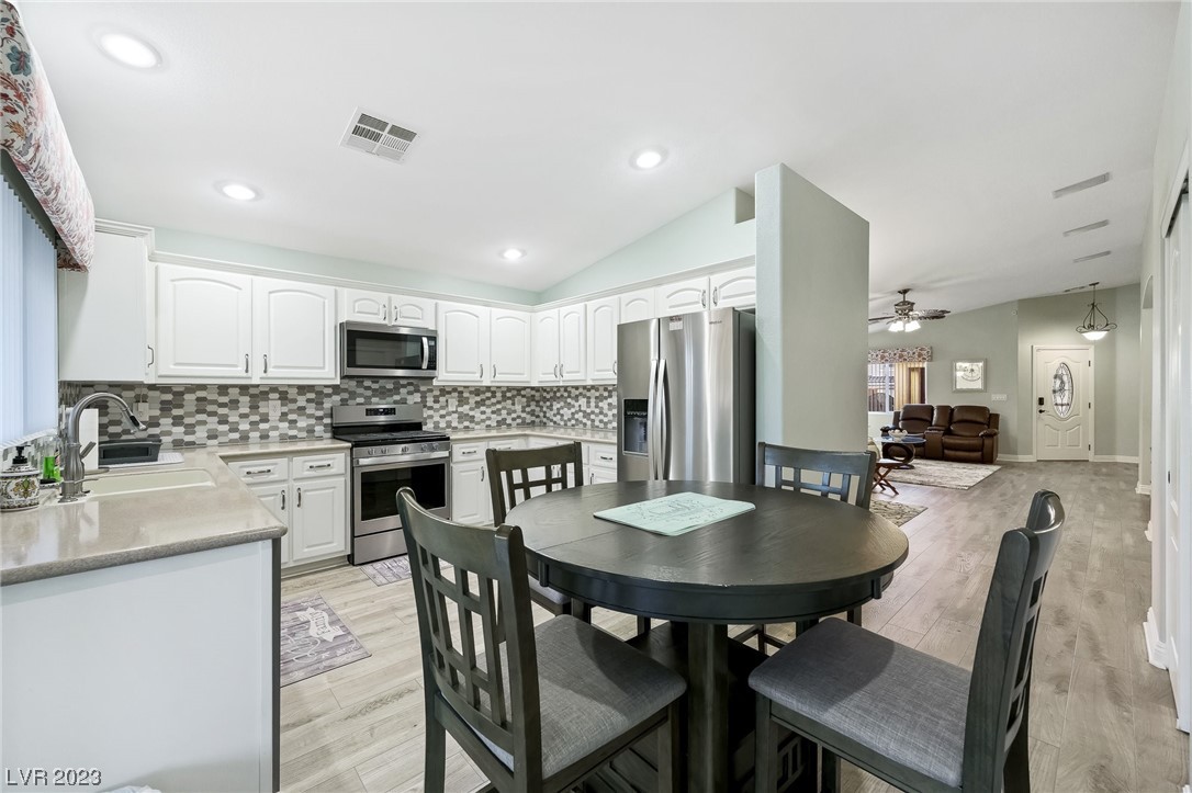 4624 Silverwind Road North Las Vegas, NV 89031 - Photo 17 of 37 Gallery Image 17
