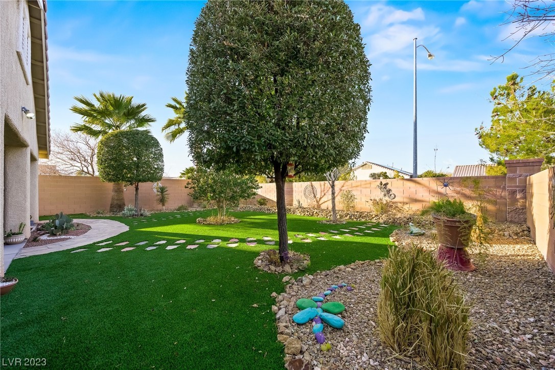 4624 Silverwind Road North Las Vegas, NV 89031 - Photo 35 of 37 Gallery Image 35