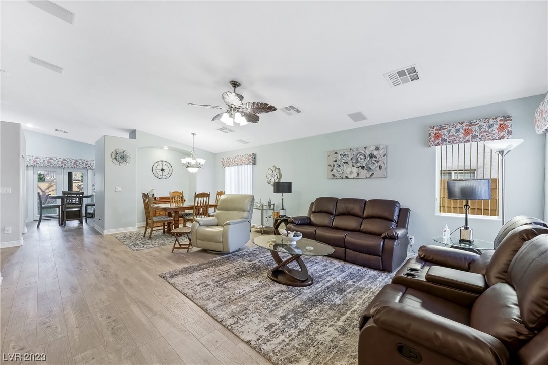 4624 Silverwind Road North Las Vegas, NV 89031 - Photo 7 of 37 Gallery Image 7
