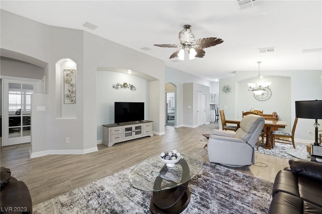 4624 Silverwind Road North Las Vegas, NV 89031 - Photo 8 of 37 Gallery Image 8