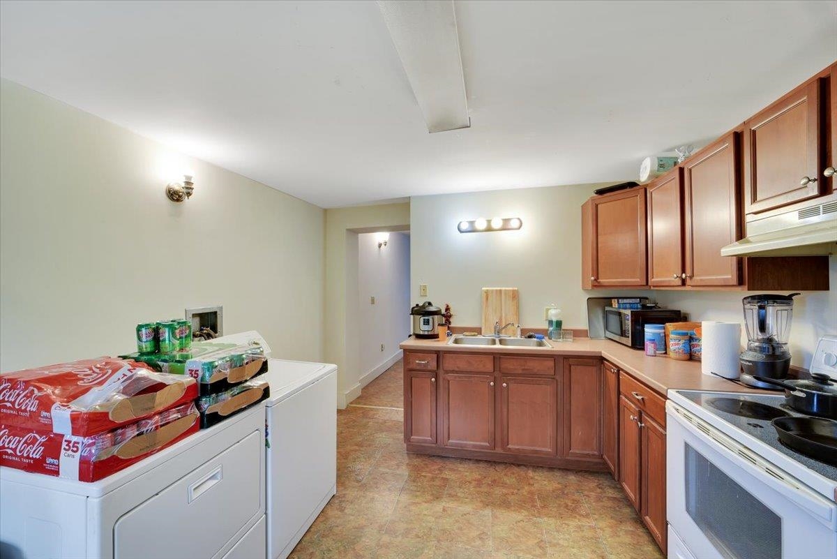 5281 Main Street Franklin, VT 05457 - Photo 16 of 39