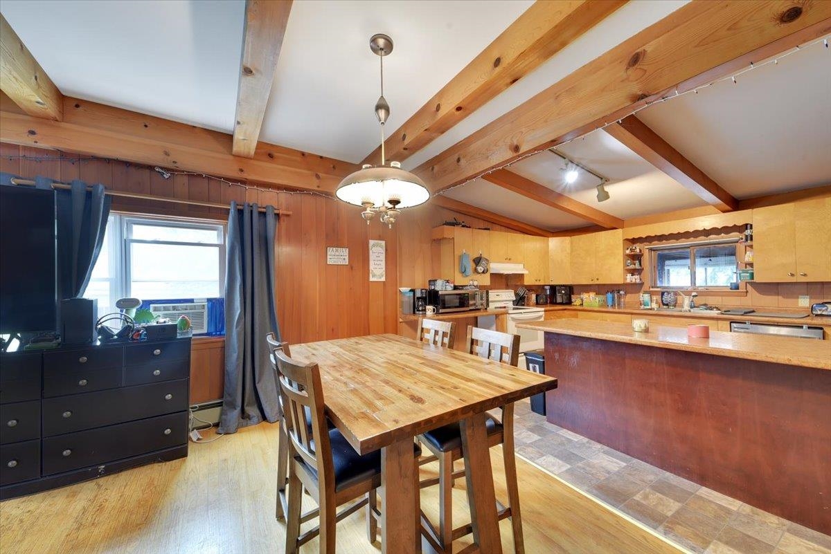 5281 Main Street Franklin, VT 05457 - Photo 3 of 39