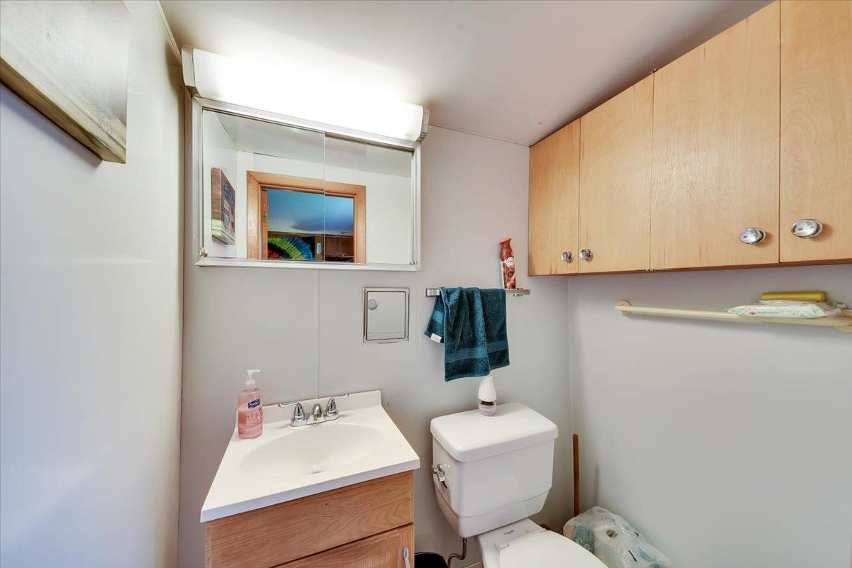 5281 Main Street Franklin, VT 05457 - Photo 36 of 39