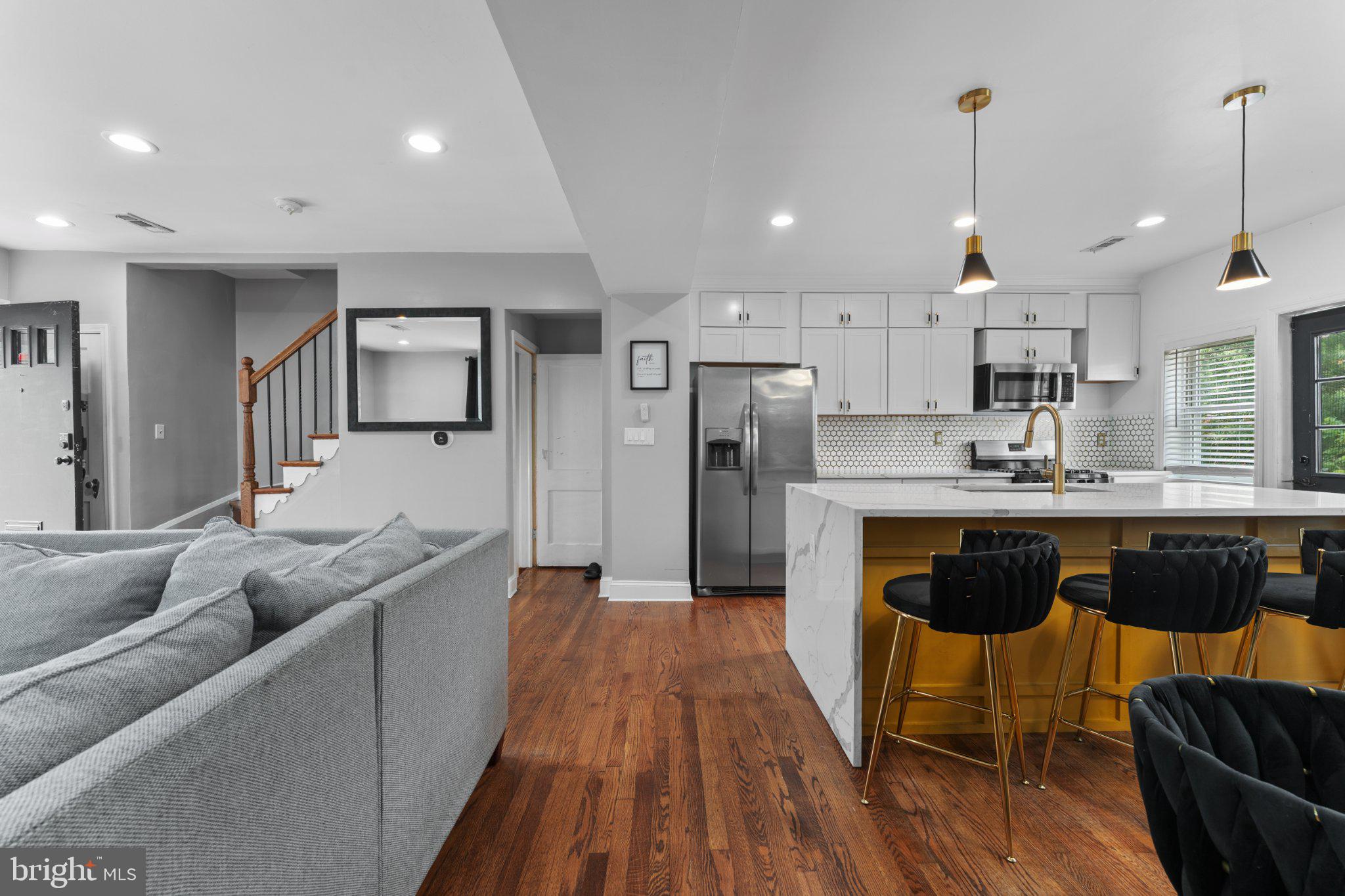 1601 Shadyside Road Baltimore, MD 21218 - Photo 4 of 32 Gallery Image 4