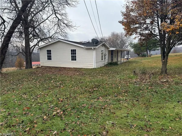 $289,000 | 2115 Ararat Road, Ararat, NC 27007