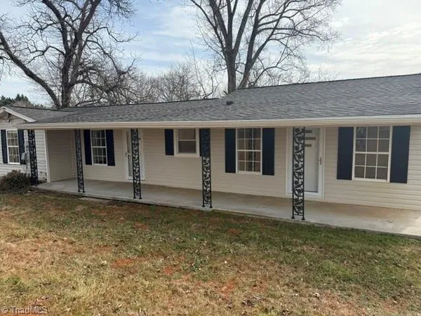 $289,000 | 2115 Ararat Road, Ararat, NC 27007