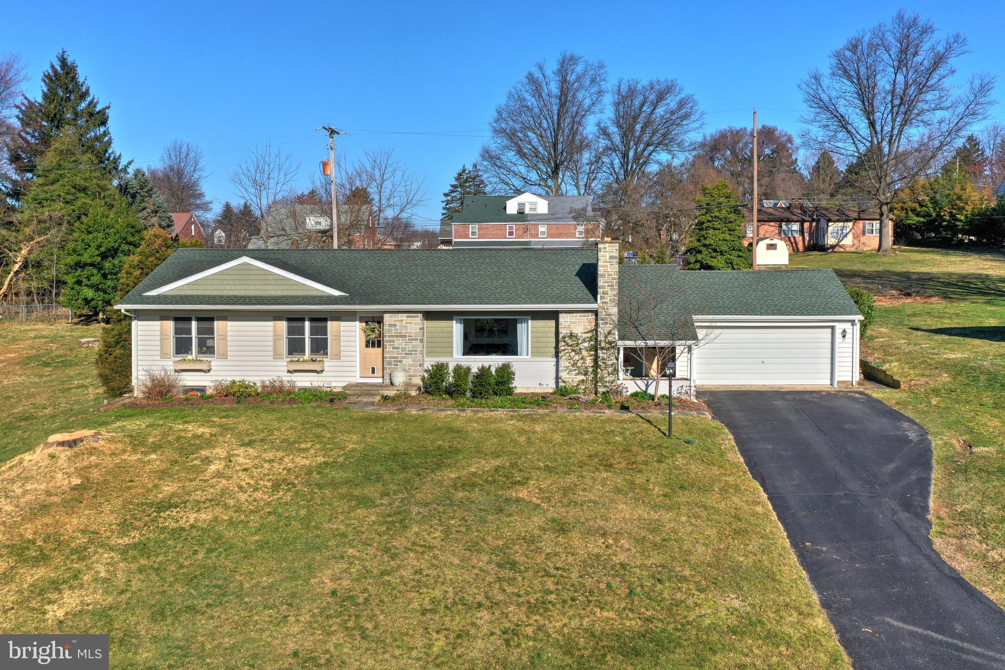 451 Waters Road York, PA 17403 - Photo 1 of 52