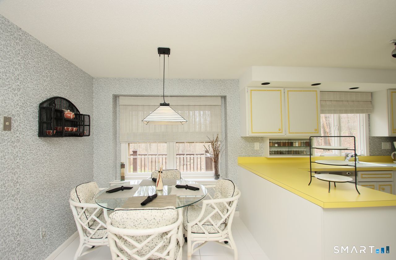 370 Opening Hill Road Madison, CT 06443 - Photo 8 of 27