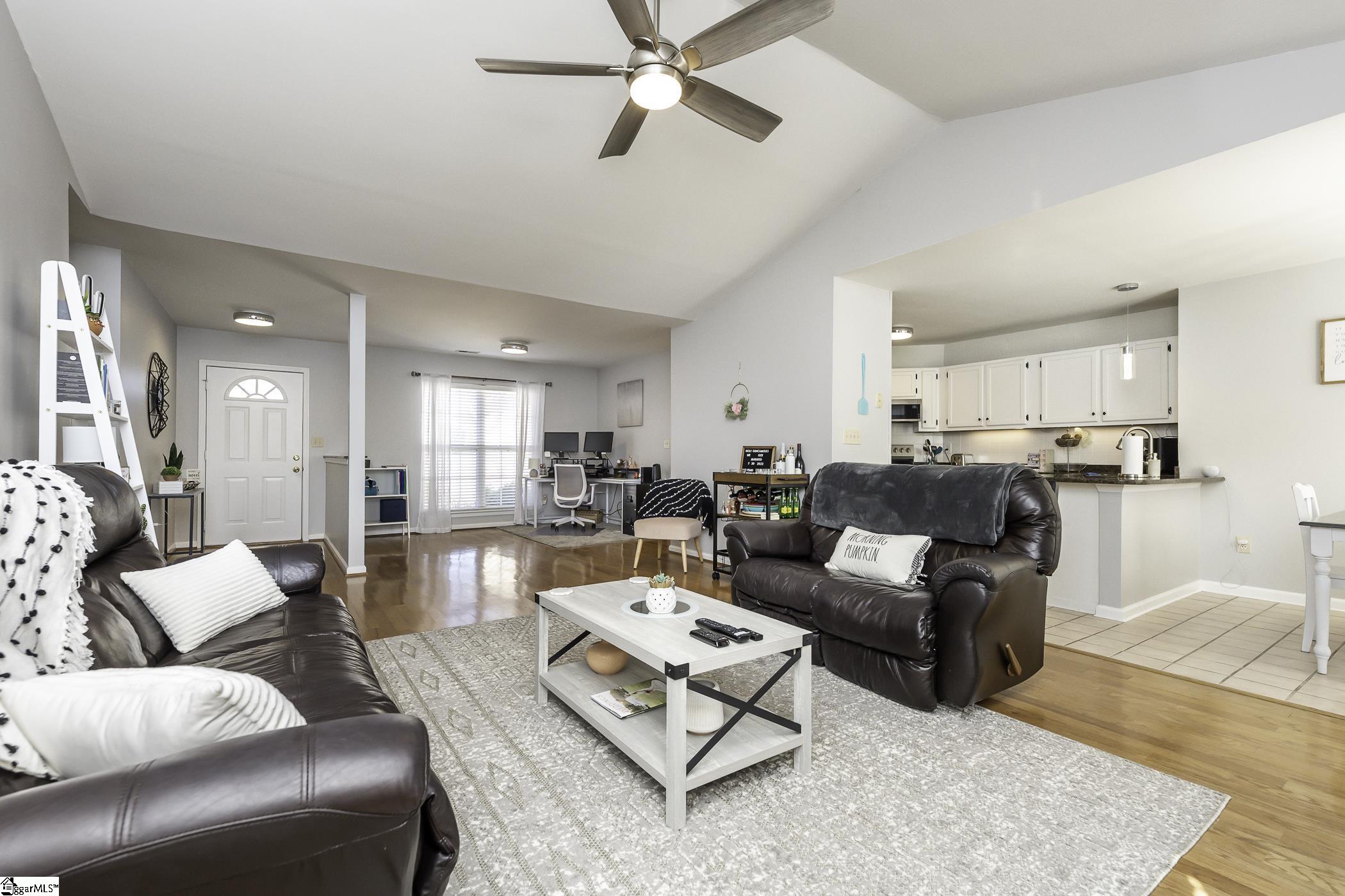 605 Riverside Chase Circle Greer, SC 29650 - Photo 9 of 28
