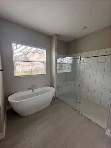 $2,950 | 917 Southeast 42nd Street, Ocala, FL 34480