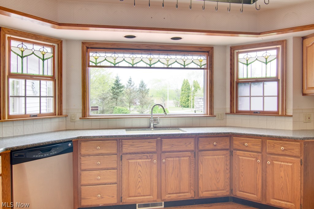 7793 Diagonal Road Streetsboro, OH 44241 - Photo 6 of 35 Gallery Image 6