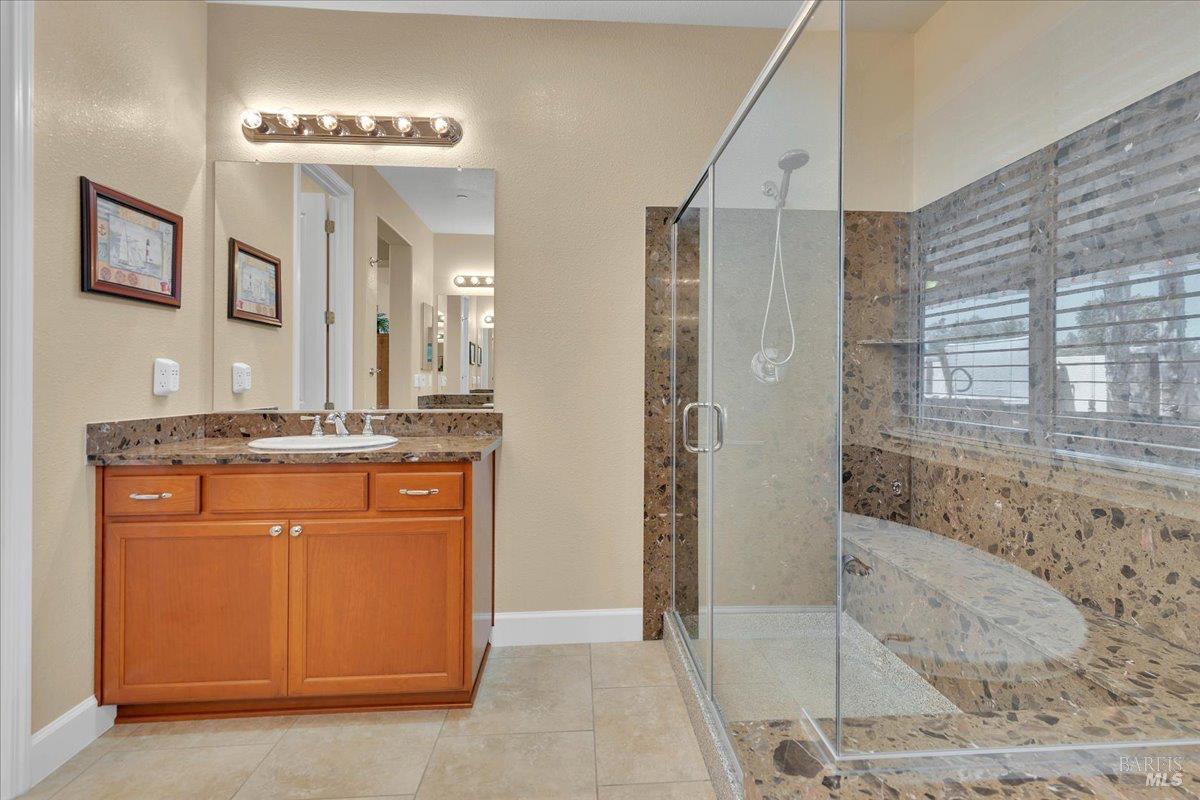 331 Frisbie Circle Vacaville, CA 95688 - Photo 40 of 93
