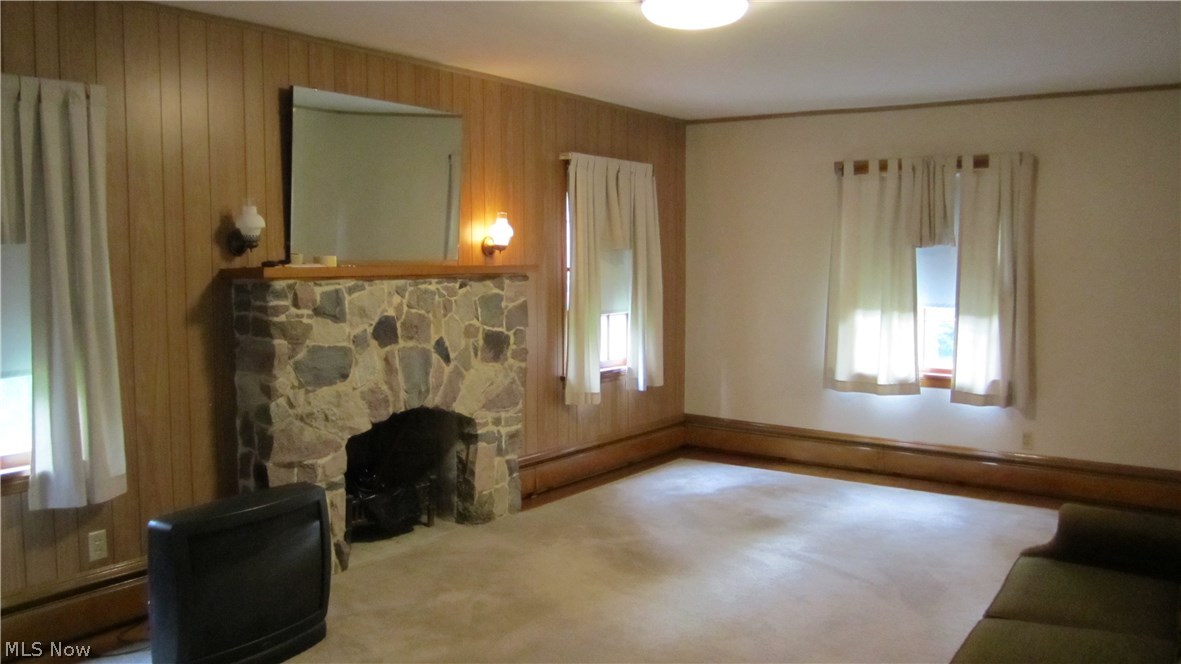 9217 Ravenna Road Chardon, OH 44024 - Photo 4 of 22
