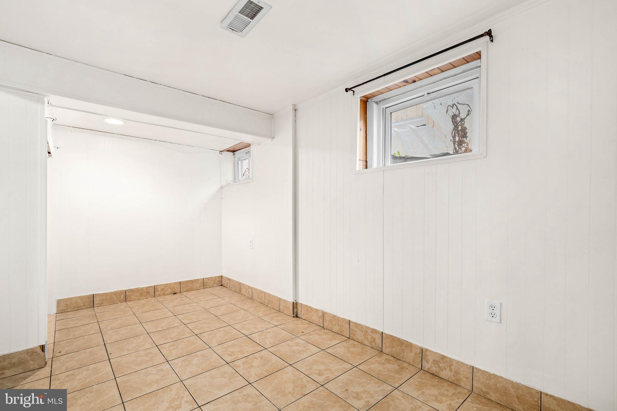 10149 Sutherland Road Silver Spring, MD 20901 - Photo 18 of 31