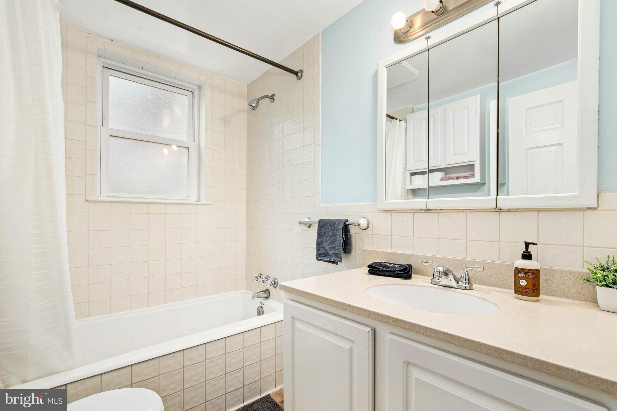 10149 Sutherland Road Silver Spring, MD 20901 - Photo 19 of 31