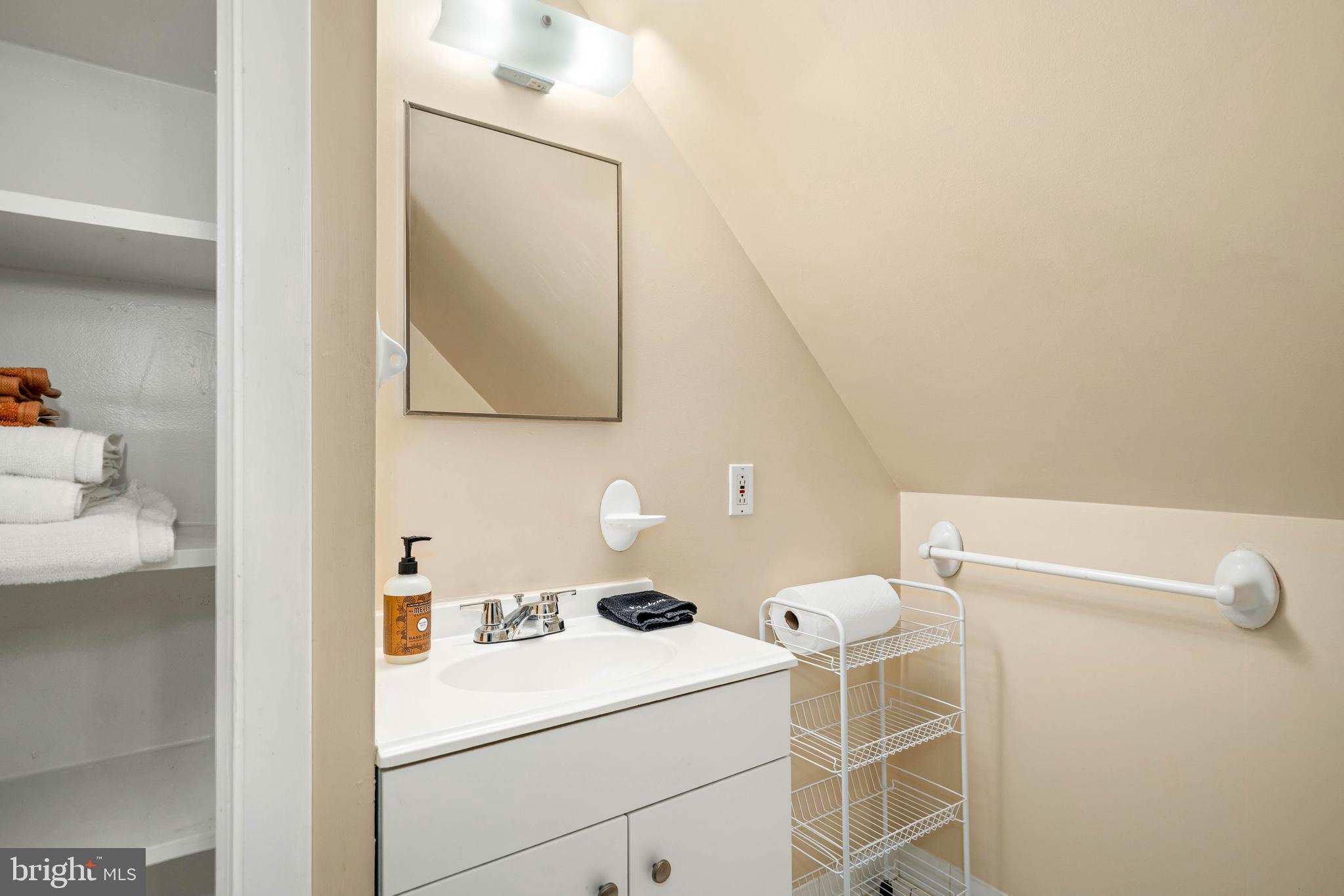 10149 Sutherland Road Silver Spring, MD 20901 - Photo 24 of 31