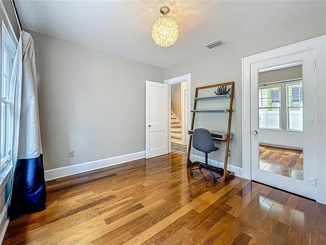 $1,250,000 | 231 15th Avenue Northeast, St. Petersburg, FL 33704