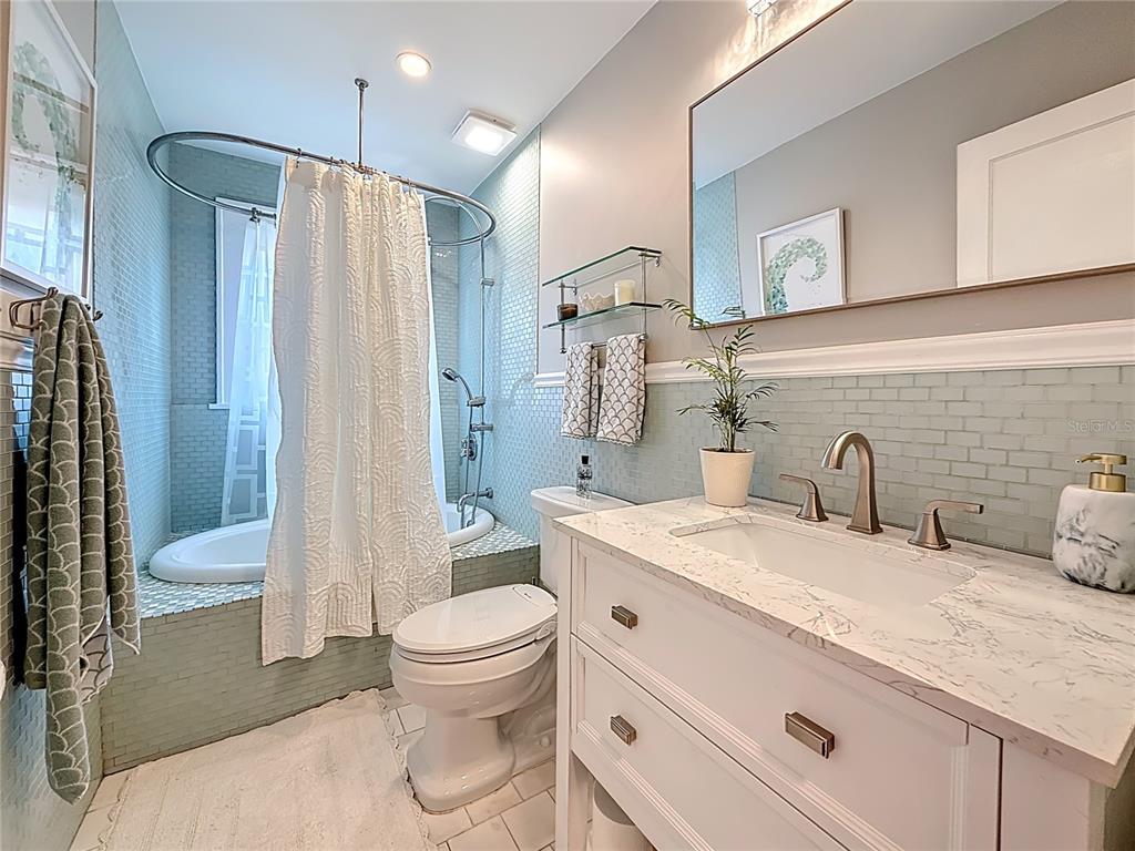 231 15th Avenue Northeast St. Petersburg, FL 33704 - Photo 33 of 61