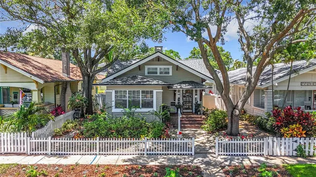 $1,250,000 | 231 15th Avenue Northeast, St. Petersburg, FL 33704