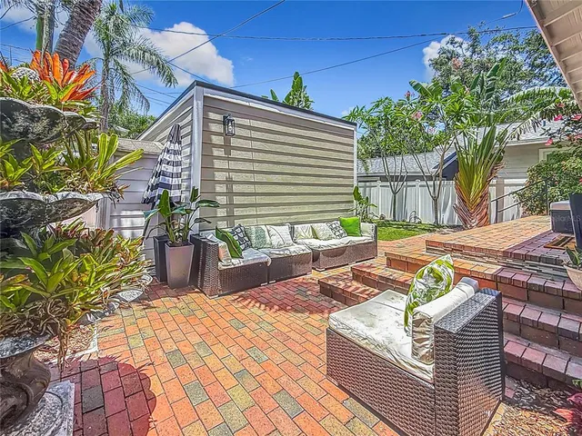 $1,250,000 | 231 15th Avenue Northeast, St. Petersburg, FL 33704