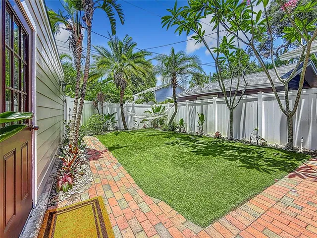 $1,250,000 | 231 15th Avenue Northeast, St. Petersburg, FL 33704