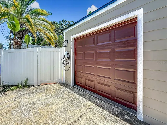 $1,250,000 | 231 15th Avenue Northeast, St. Petersburg, FL 33704