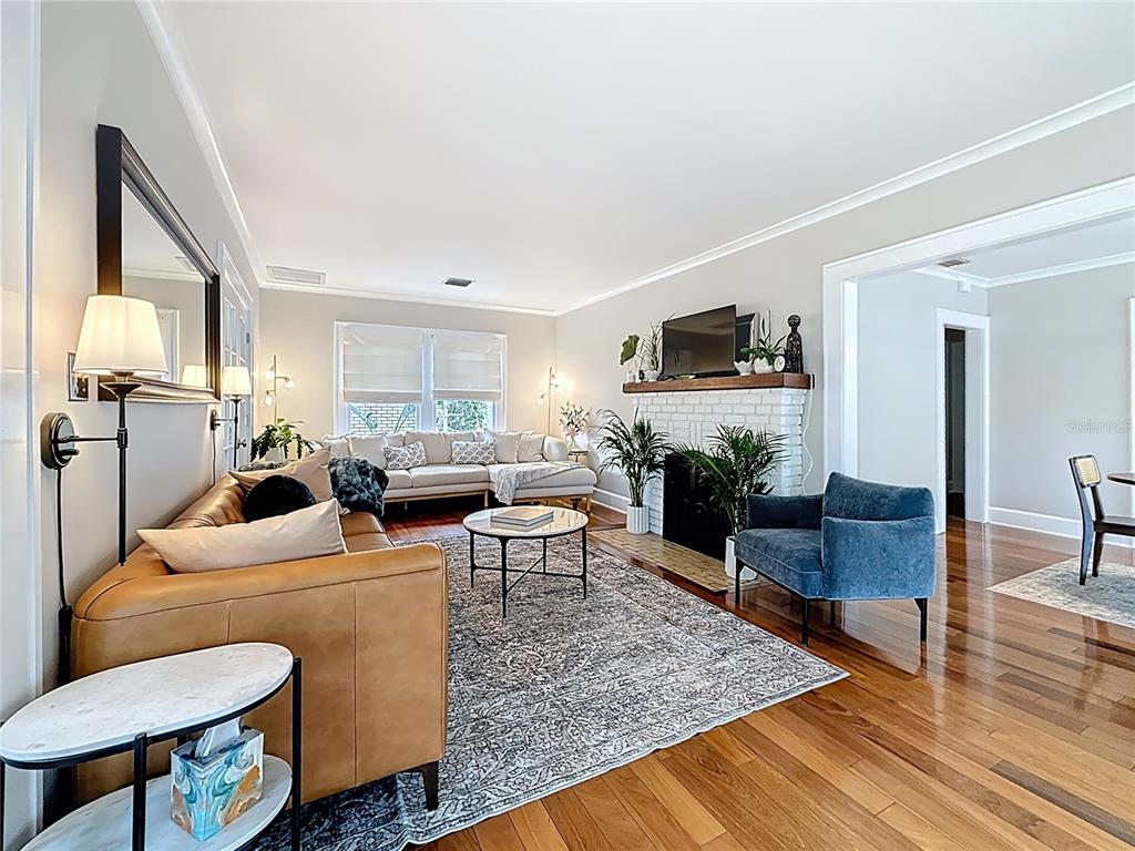 231 15th Avenue Northeast St. Petersburg, FL 33704 - Photo 7 of 61