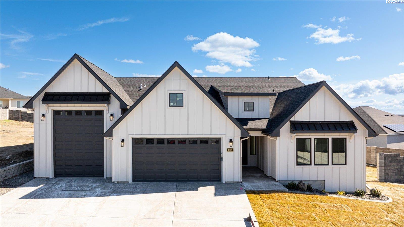 4119 East Clover Road Richland, WA 99352 - Photo 1 of 47 Gallery Image 1