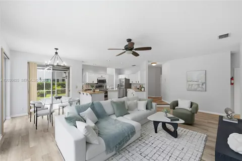 $899,999 | 18000 Northwest 16th Street, Pembroke Pines, FL 33029