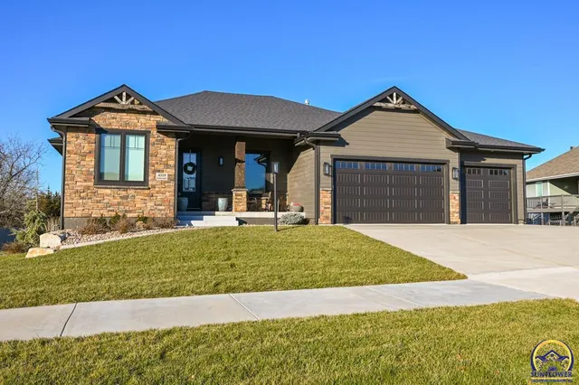 $529,900 | 4319 Southeast Stone Ledge Drive, Topeka, KS 66605