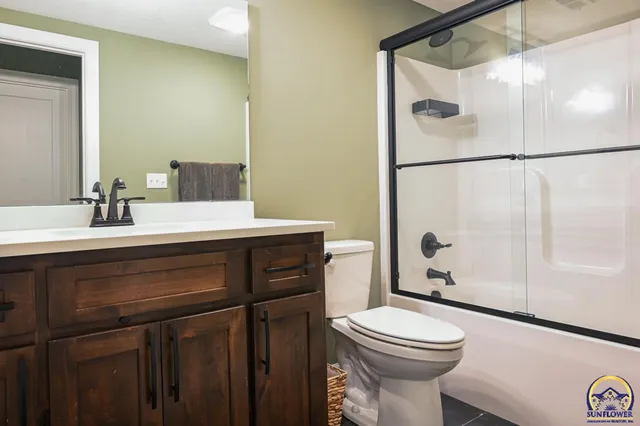 $529,900 | 4319 Southeast Stone Ledge Drive, Topeka, KS 66605