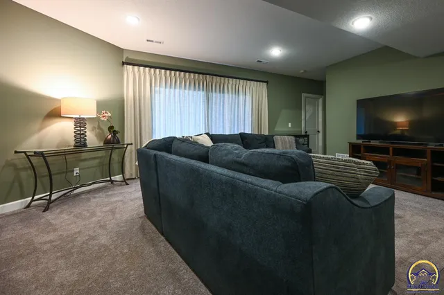 $529,900 | 4319 Southeast Stone Ledge Drive, Topeka, KS 66605