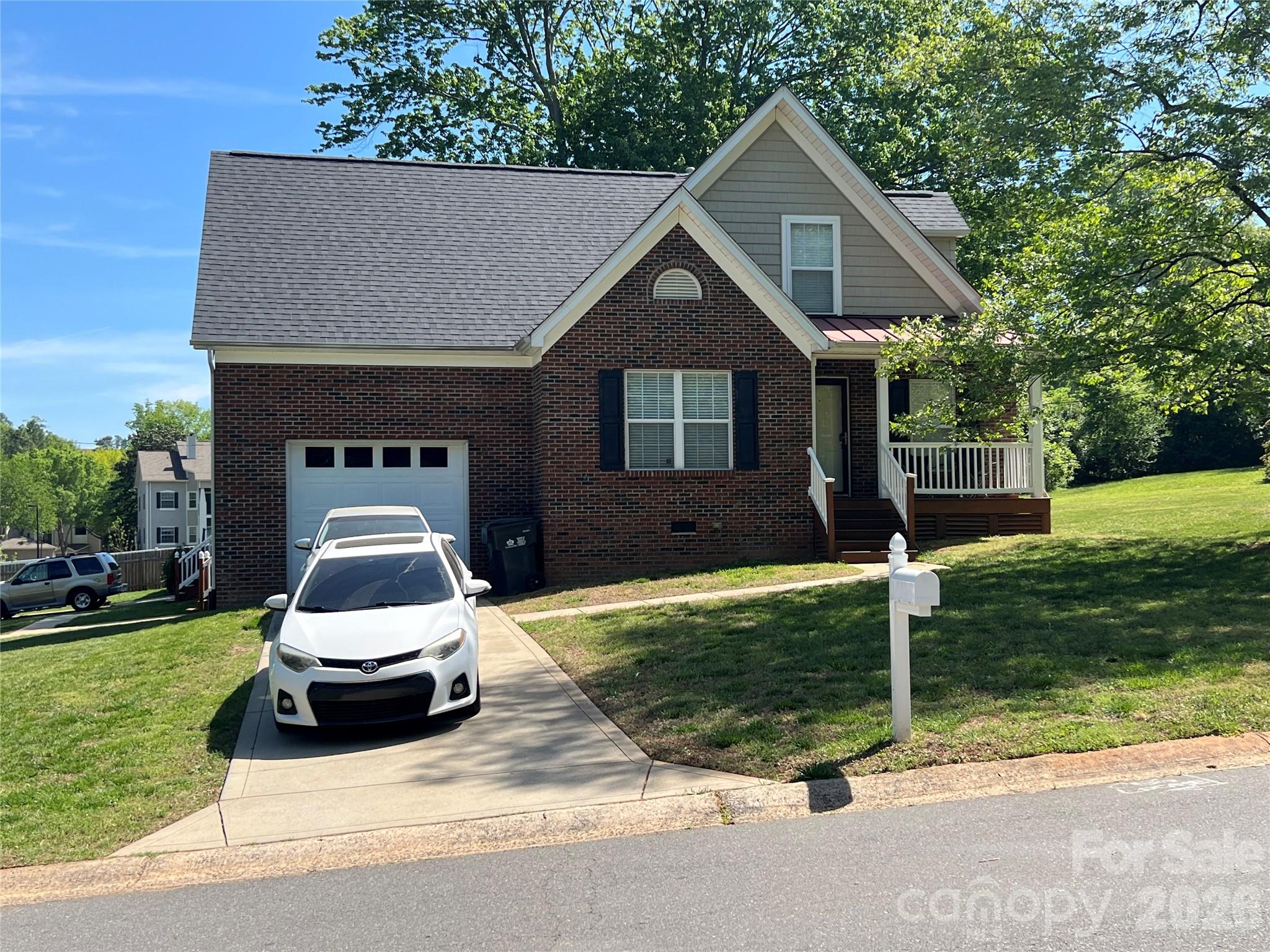 5111 Clearwater Road Charlotte, NC 28217 - Photo 5 of 33