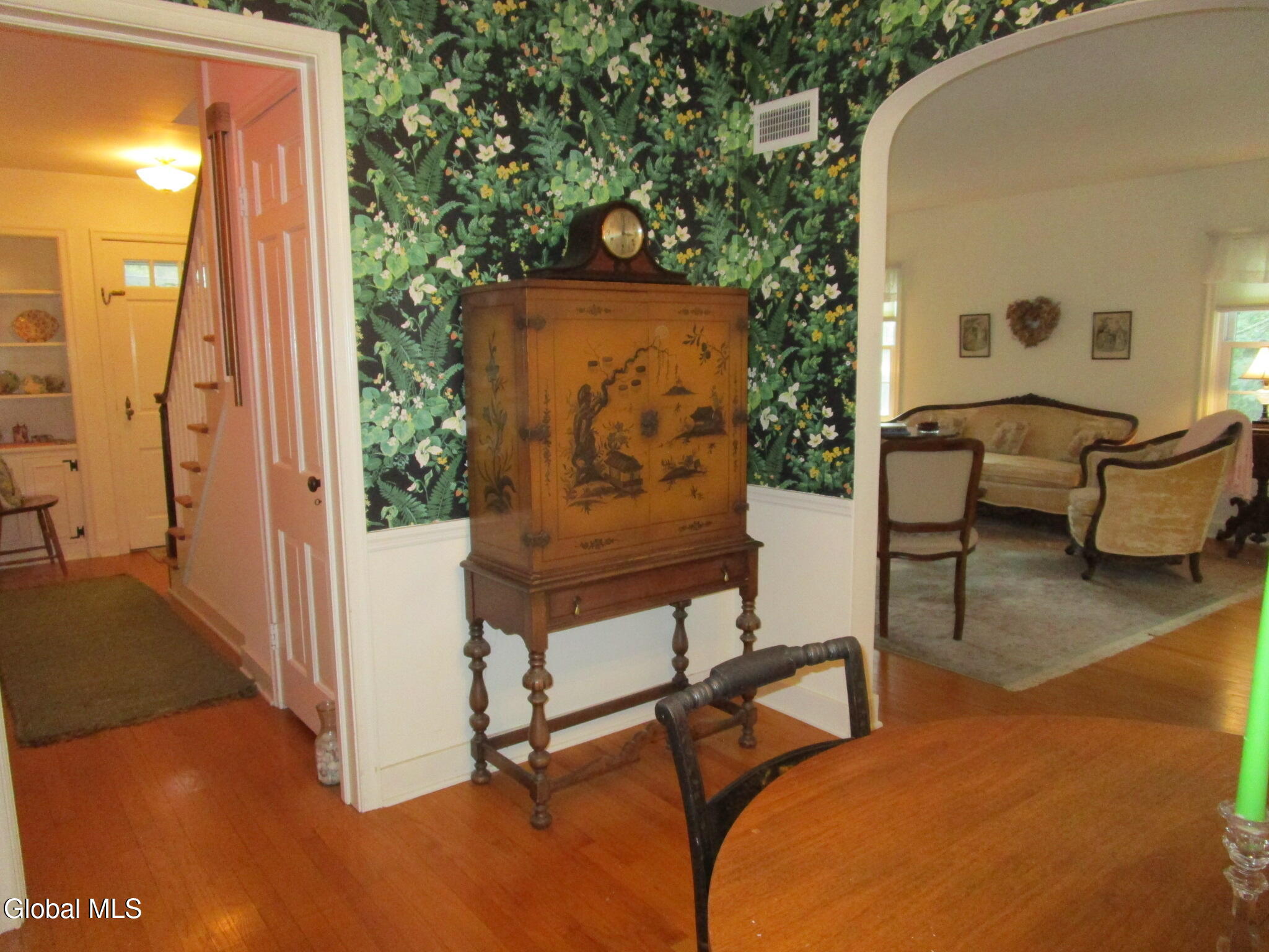 2276 Cayuga Road Niskayuna, NY 12309 - Photo 14 of 73 IMG_8415