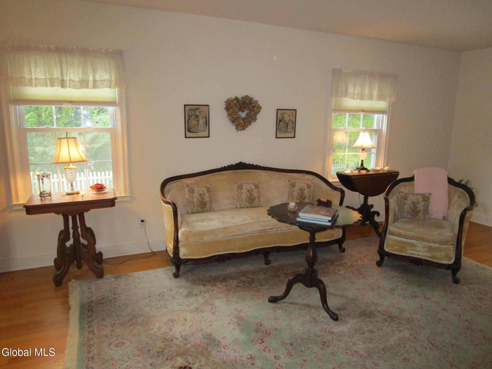 2276 Cayuga Road Niskayuna, NY 12309 - Photo 15 of 73 IMG_8370