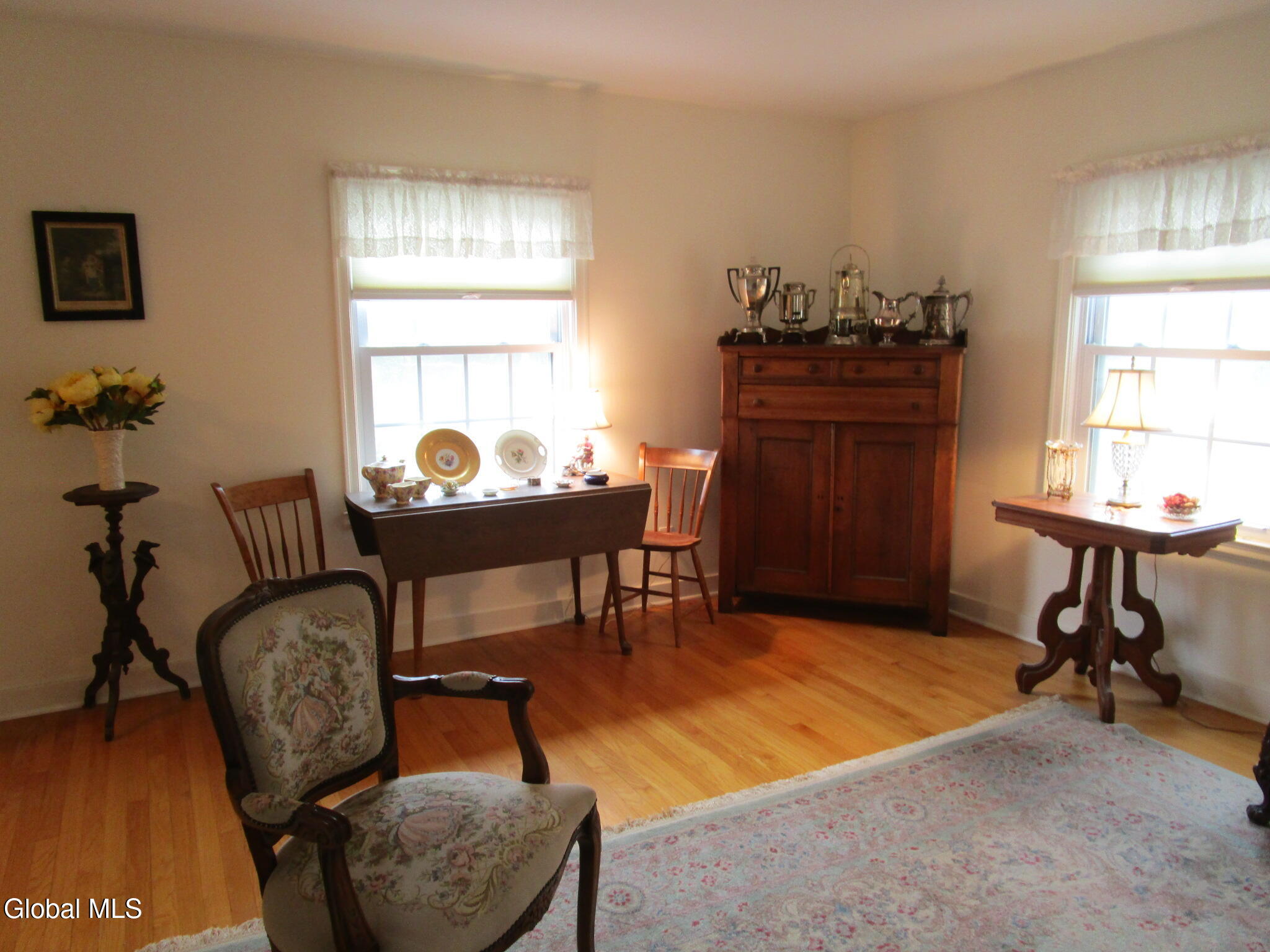 2276 Cayuga Road Niskayuna, NY 12309 - Photo 16 of 73 IMG_8369